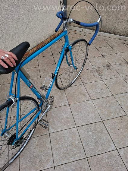Vends vélo TALBOT bleu années 80 - 3