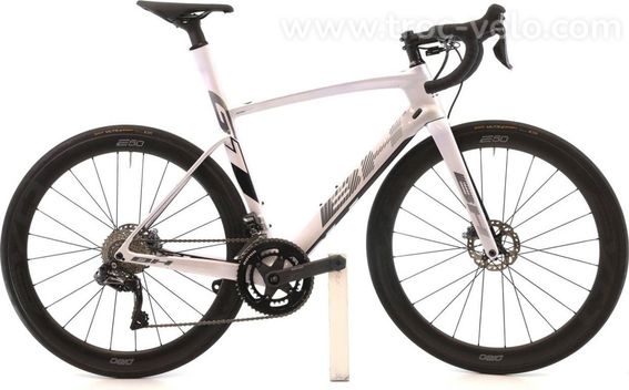 Produit Reconditionne Bh G7 Disc 5 5 Di2 11v Blanc Velo De Route Tres Bon Etat