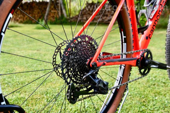 VTT cannondale carbonne - 3