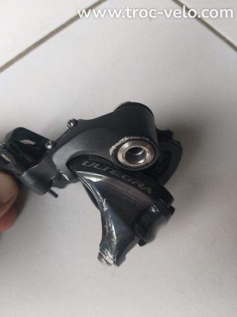 DERAILLEUR ARRIERE SHIMANO ULTEGRA RD-6800 11V occasion tb etat  - 1