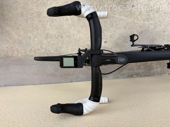 Vélo de route carbone Van Rysel RCR 900 CF - 2