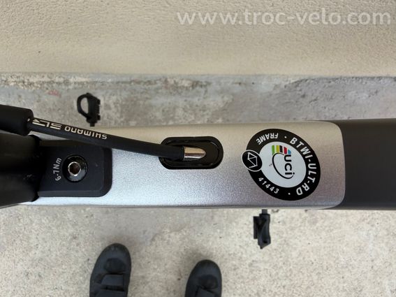 Vélo de route carbone Van Rysel RCR 900 CF - 11