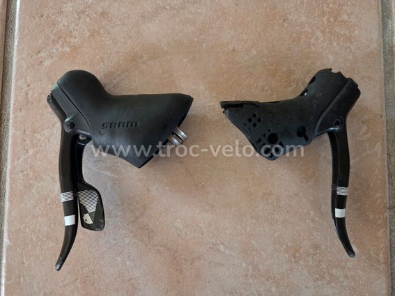Lot de manettes et derailleurs SRAM