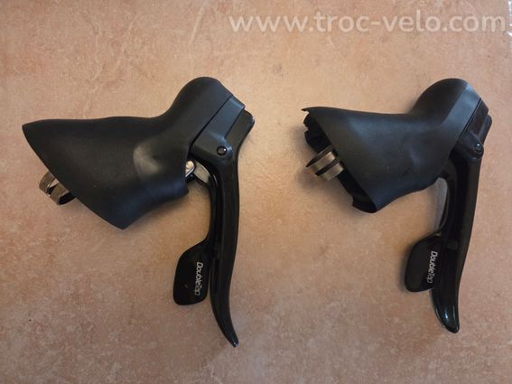 Lot de manettes et derailleurs SRAM - 7