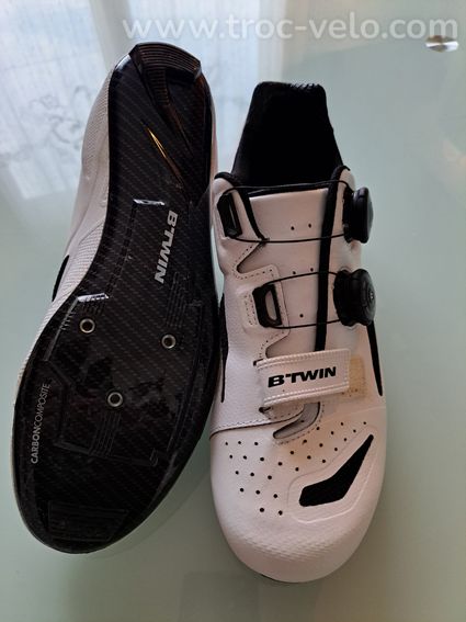 Chaussures BTWIN Race à semelles carbone et serrage Boa