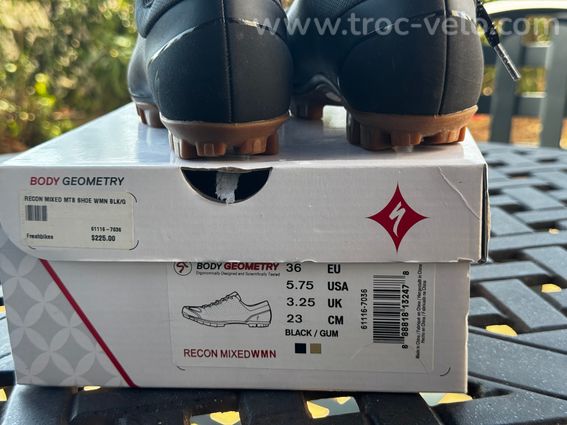 Specialized, chausseurs de VTT pour femmes, neuve, taille 36EU - 2