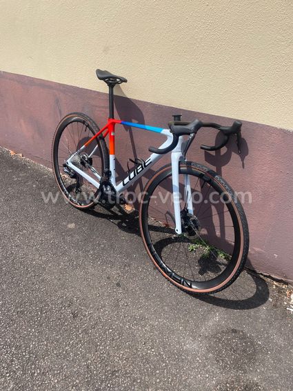 Cube c68x cross race comme neuf