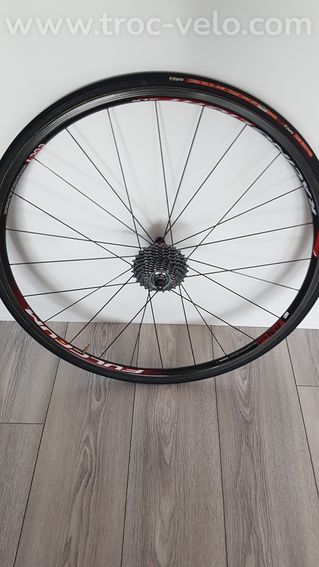 ROUES carboneFULCRUM RACING LIGHT XLR BOYAUX