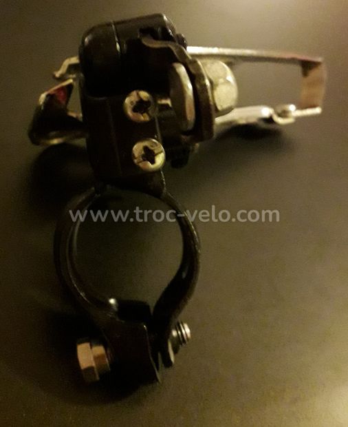 Dérailleur Shimano mc 10 triple 7/8 vitesses a collier de 28.6mm en Tbè - 2