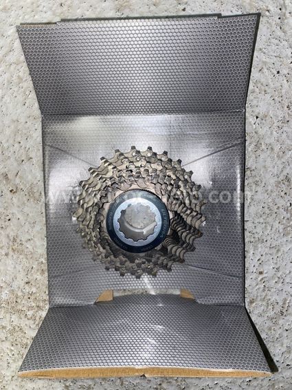 Cassette 10 vitesses Shimano CS-6700 (12-30) - Pièce vélo