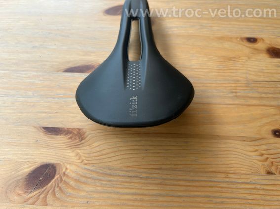 Selle Fizik Vento Antares R3 Noir - 2