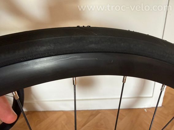 Paire de roues Shimano RS171 + Cassette Ultegra 12V + Disques + Pneus – État neuf - 9