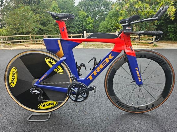 TREK SPEED CONCEPT SLR. TRI/CLM. Taille M. Di2
