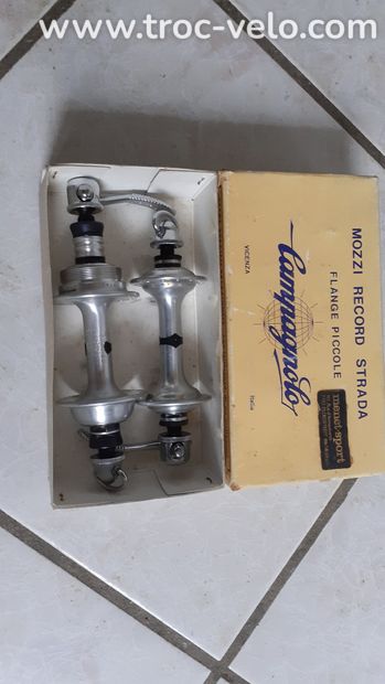 Paire de moyeux Campagnolo Record 1981 - 1