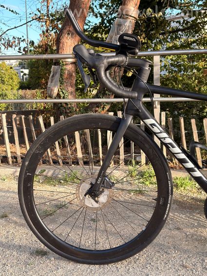 Giant TCR Advanced Pro Team Disc M Carbon – Carbone – Entretien récent – Factures