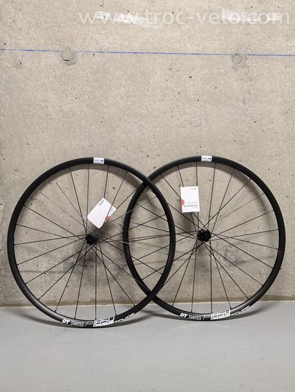 Paire DT SWISS P1850 Spline - NEUVE