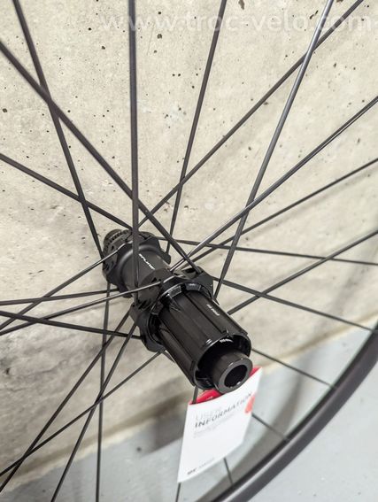 Paire DT SWISS P1850 Spline - NEUVE - 2