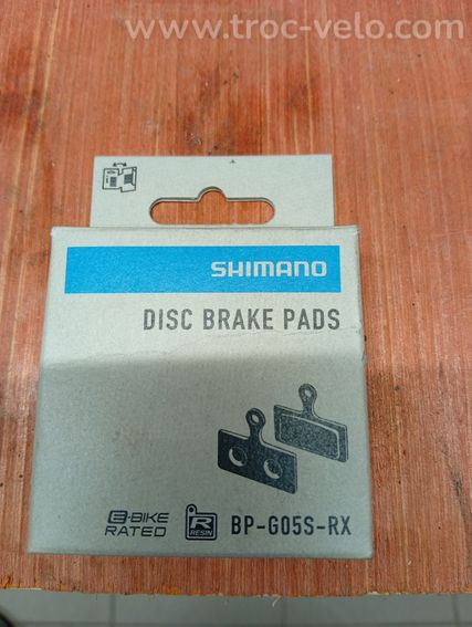 Plaquettes de frein Shimano  - 2