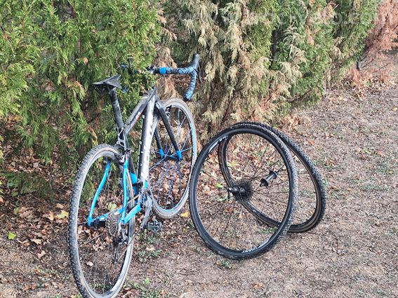Vélo de cyclo-cross Lapierre et vélo de route giant tous  idéal école de vélo  - 3