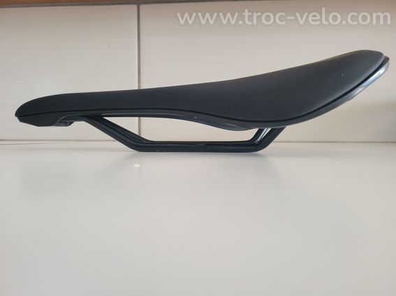 Selle Liv Approach SL 248x145 mm - 3