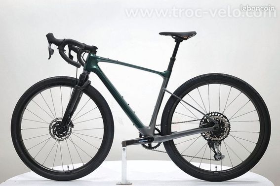 GRAVEL GIANT Revolt X Advanced Pro 0 tout carbone 2024  (prix neuf 5460€) - 4