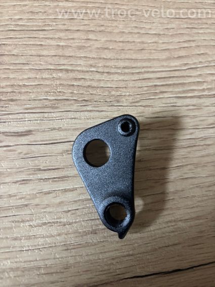 Patte de dérailleur NEUVE pour Specialized SHIV TT ou Triathlon  - 2