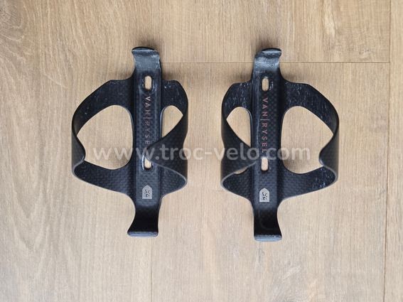 Portes bidons Carbone Van Rysel