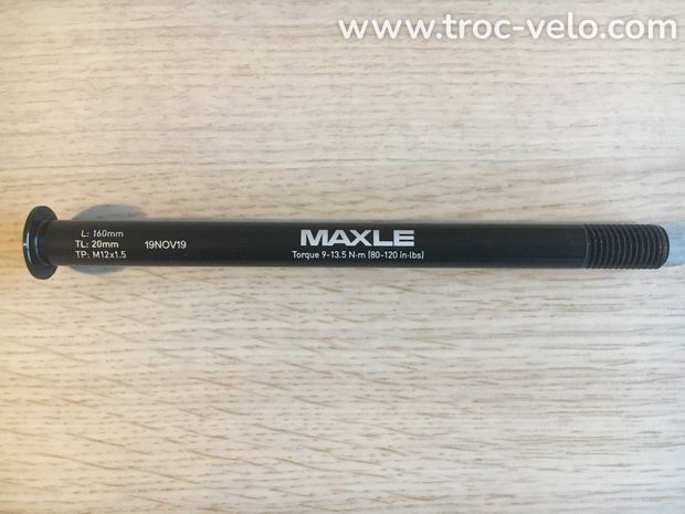 Axe arrière 12mm ROCKSHOX Maxle - 1