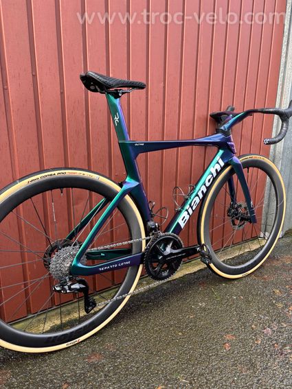 Bianchi Oltre DuraAce di2 - 4