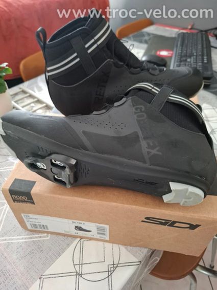 SIDi Hiver Nix Goretex T44 état neuf - 2