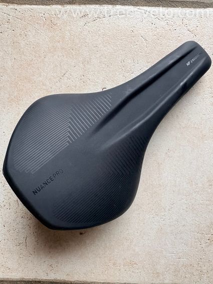 Selle Acid nuance pro 142