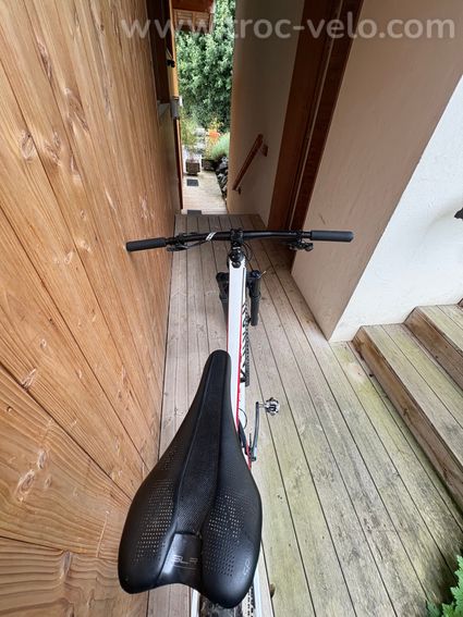 VTT tout suspendu Canyon Lux CF8 M - 6
