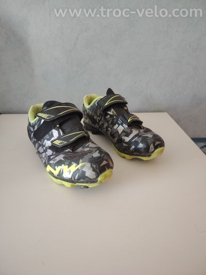 chaussures enfant VTT taille 36  - 2