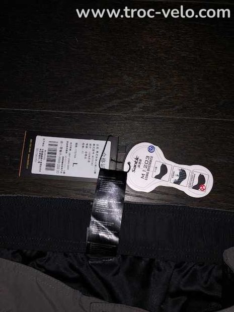 Short VTT avec cuissard - 2