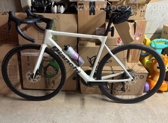 Bianchi Sprint 105 Di2 2025 – Taille 55 - 2
