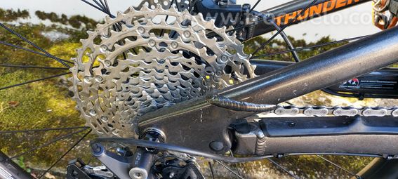ROCKY MOUNTAIN THUNDERBOLT 30 ALLOY - 13