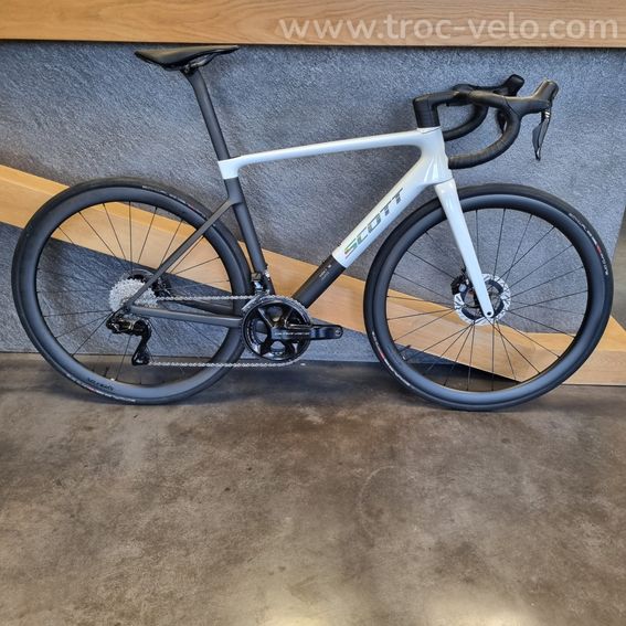 Scott RC Pro shimano DI2 12v