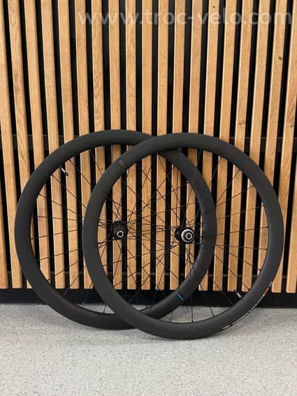 Paire de Roues Carbone Shimano C46