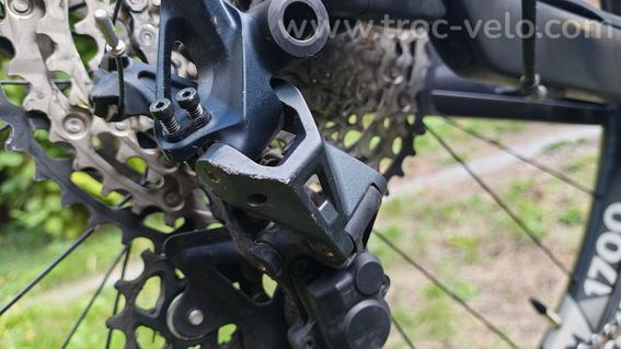 Canyon Neuron CF 8 (2023) – Carbone – Taille M – Quasi Neuf - 10