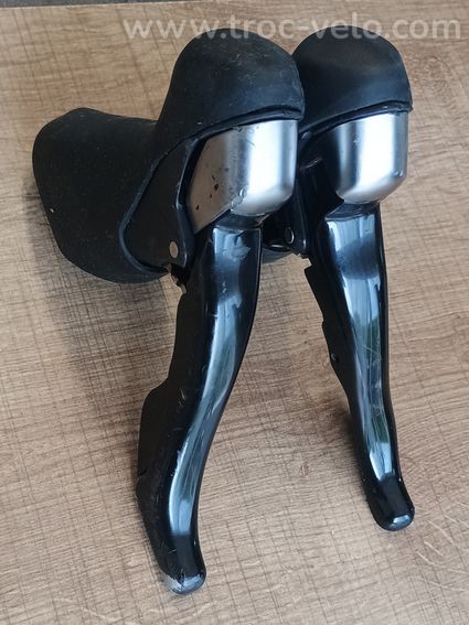 Manettes Shimano 105 ST-5700 2x10v - 2