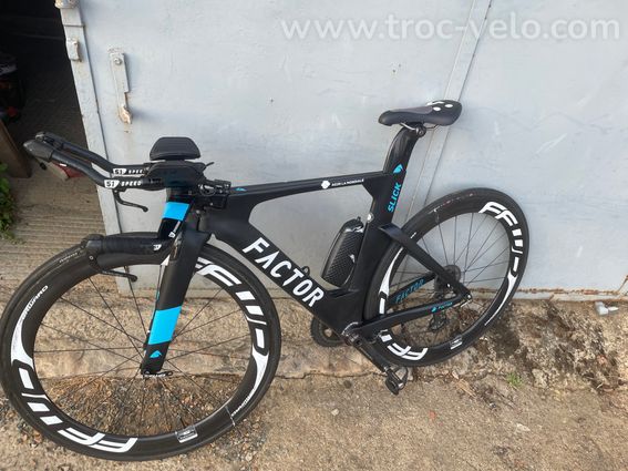 CLM Factor Slick - 3