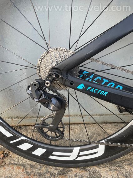 CLM Factor Slick - 5