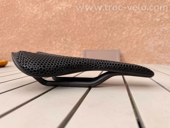 Selle Fizik Antares Versus Evo 00 Adaptive – Rails Carbone (Regular) - 2