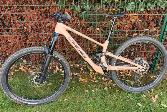 VTT ALL MOUNTAIN LAPIERRE ZESTY CF7.9 TAILLE M SHIMANO XT DI2
