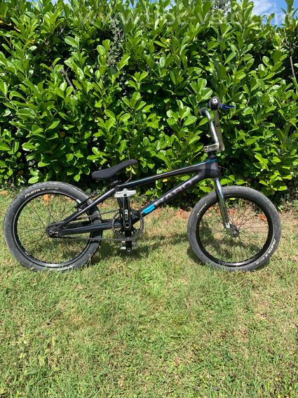 BMX race Haro