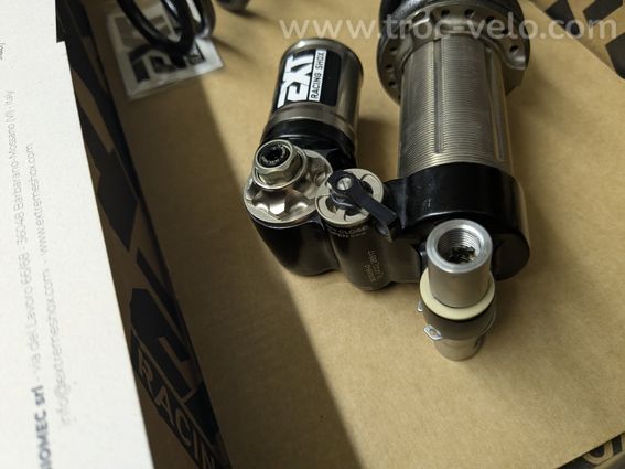 Amortisseur EXT STORIA V3 230 x 62.5mm - 3