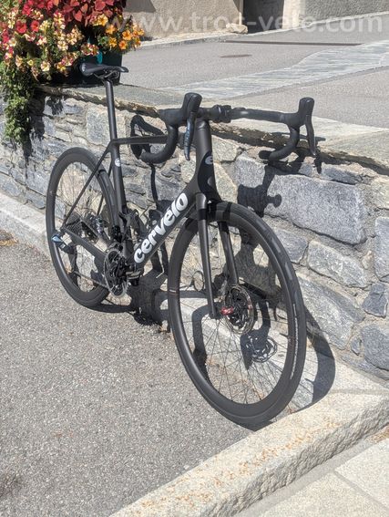 Cervélo R5 2024 full SRAM Red AXS eTap 12V - 2