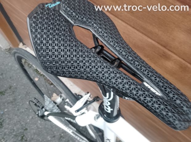 Vélo route carbone KUOTA KOM - 2