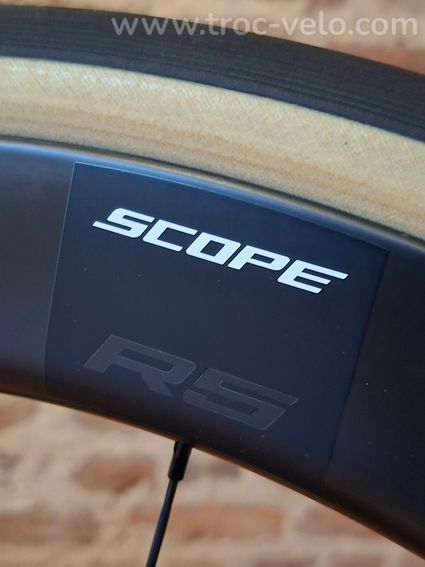 NEUF TREK MADONE GEN8 [L/58] FORCED2/SCOPE/CAPTEUR PUISSANCE - 8