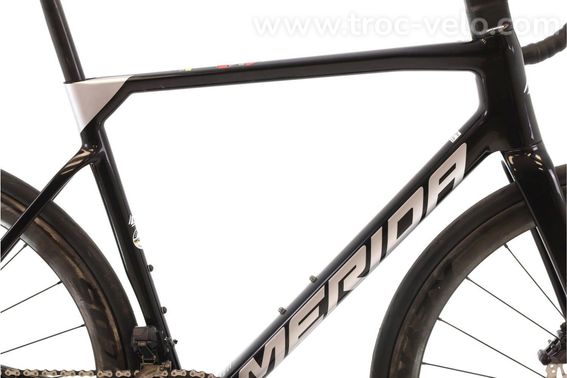 Produit Reconditionne    Merida Scultura 8000 Di2 12v    Noir   Velo De Route   Tres Bon Etat - 2